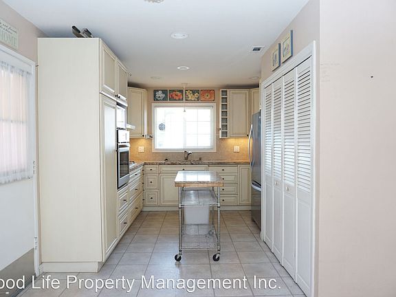 5th image of 4408 Mount Castle Ave