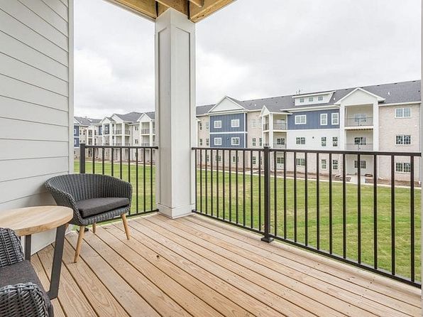 1704 NE Gateway Ct #1750-108