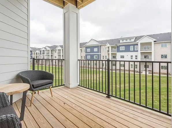 The Summit at Heritage Apartments