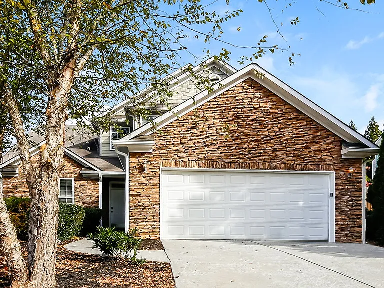 4550 Black Hills Dr NW — Photo 1