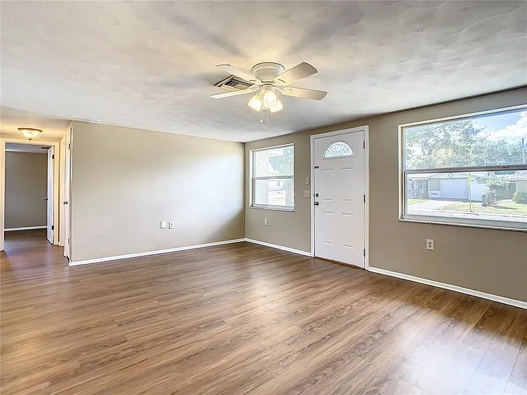 5319 Drift Tide Dr — Photo 3