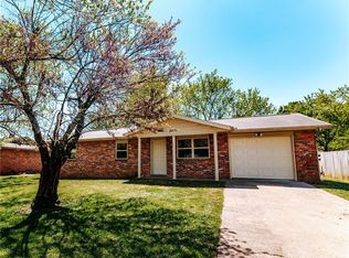 2407 Tracee Way, Springdale, AR 72762