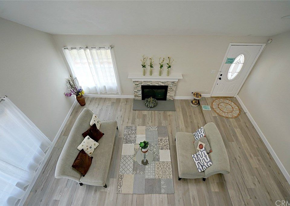 1st image of 125 N Avenida Alipaz