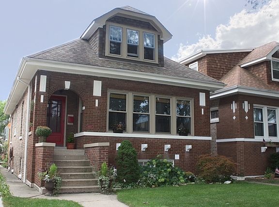 2nd image of 5421 N Ludlam Ave