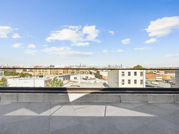 1048 Flushing Avenue image 16 of 18