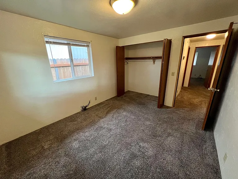 834 Olympic Ave — Photo 5