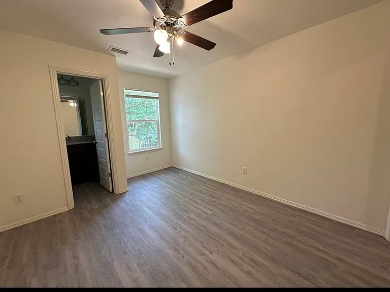1011 S Benchmark Ln #1 — Photo 5