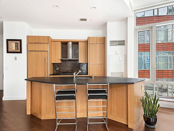 5th image of 70 Little St W #4B