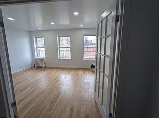 217 E Houston St APT 5E, New York, NY 10002