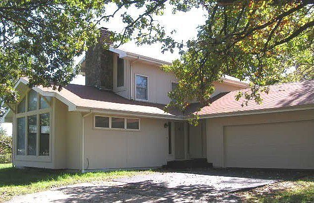 1148 N Oakwood Republic Mo-Front