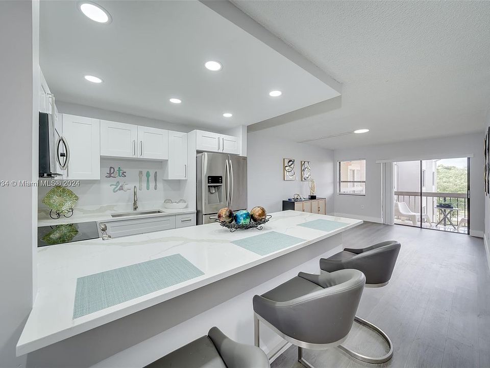 1st image of 1121 SW 122nd Ave APT 413-2