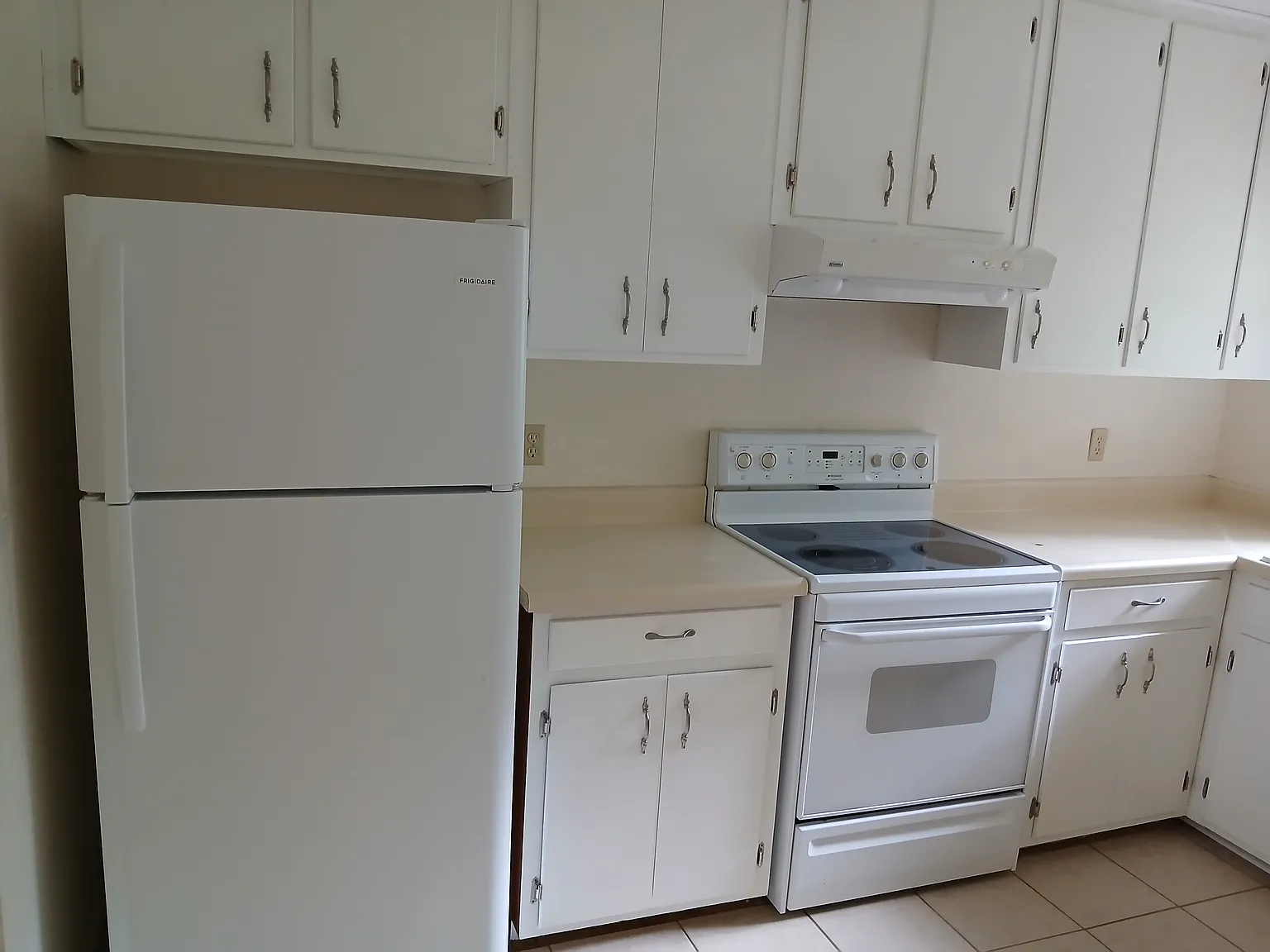 2 bed, 800 sqft, $1,000 — Photo 4