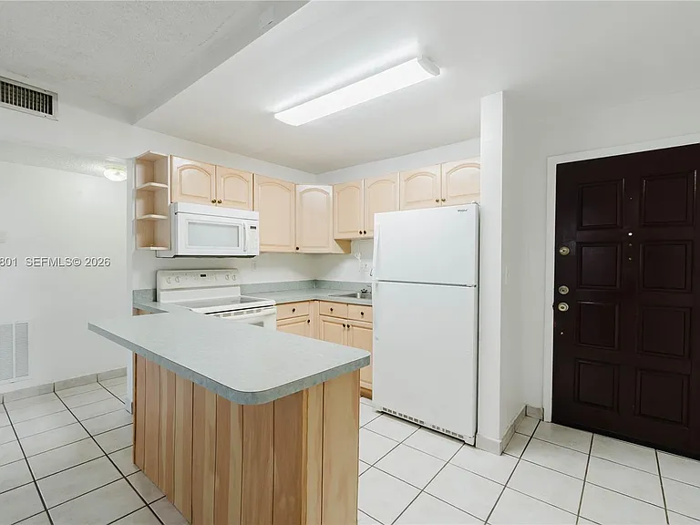 747 NW 13th Ave #3 — Photo 3
