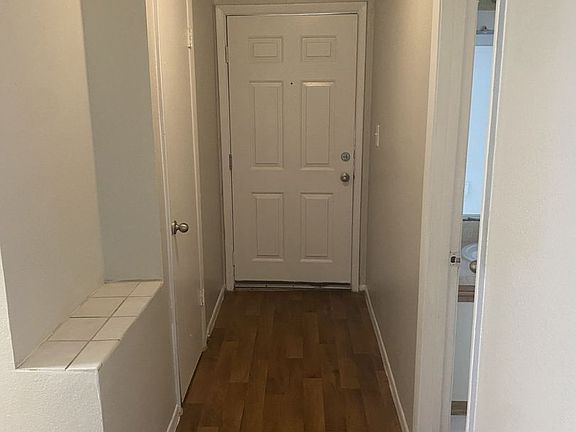 5th image of 224 Afton Sq Unit 201
