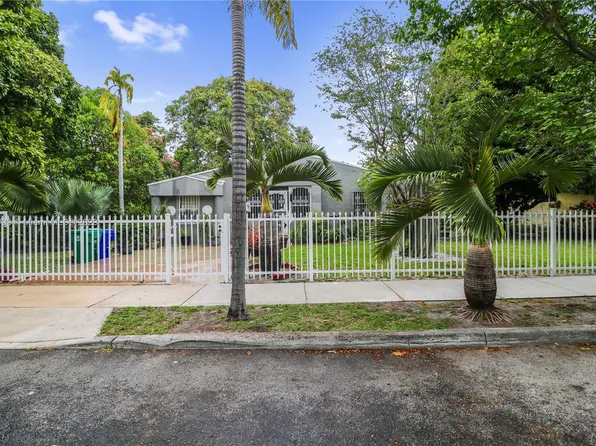 563 NW 48th St, Miami, FL 33127
