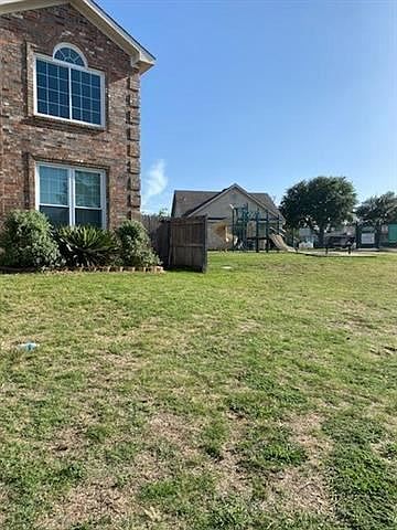 1st image of 3001 Vicksburg Ln
