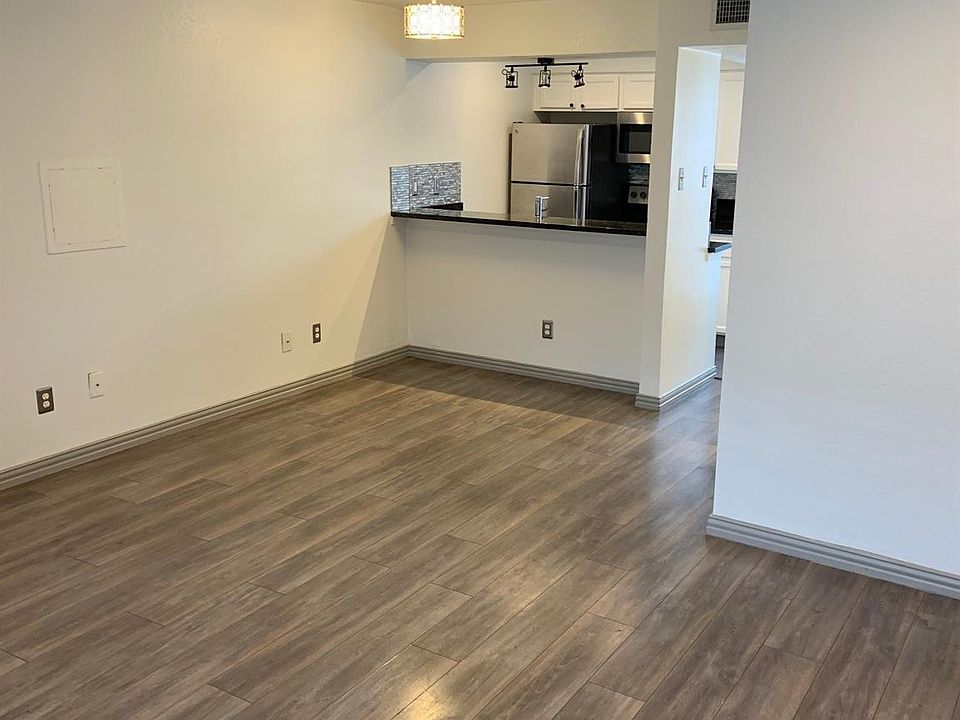 1st image of 2801 Douglas Ave #116