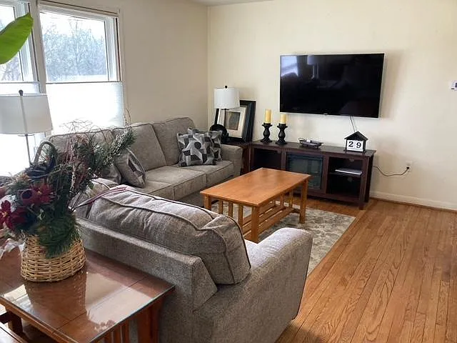 Fox Dr — Photo 1