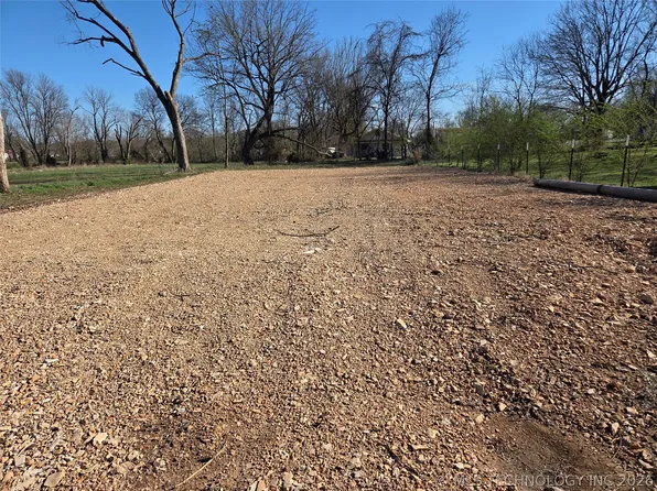 1196 Chincapin St, Westville, OK 74965