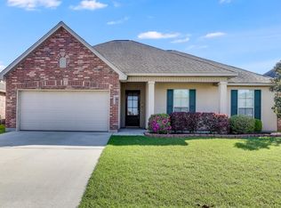 111 Still Waters Rd, Broussard, LA 70518