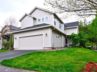 2416 NE 12th Way, Hillsboro, OR 97124