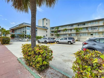 6484 Indian Crk UNIT 231, Miami Beach, FL, 33154