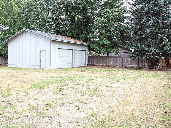 Large 28x28 two bay shop