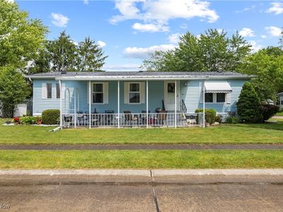 8 Symphony St, Olmsted Falls, OH, 44138