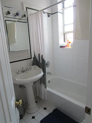 Rented by (Legacy) NY Quality Living Uptown | media 35