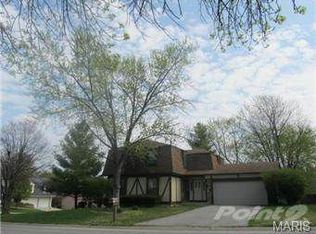 311 Kimberly Ln, Saint Peters, MO 63376