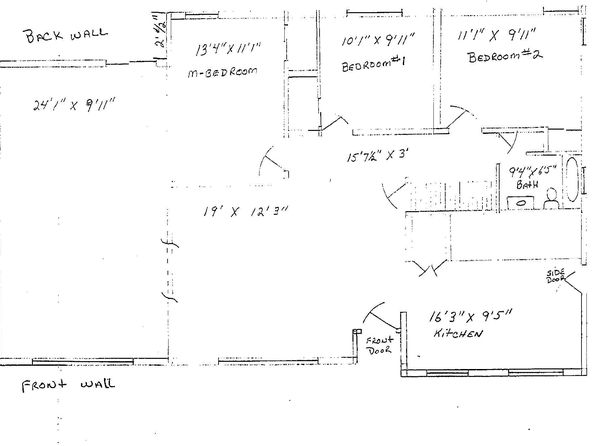 295 Coates Avenue, Holbrook, NY 11741