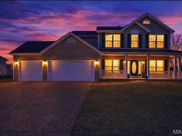 47 Savannah Hill Dr, Saint Peters, MO 63376