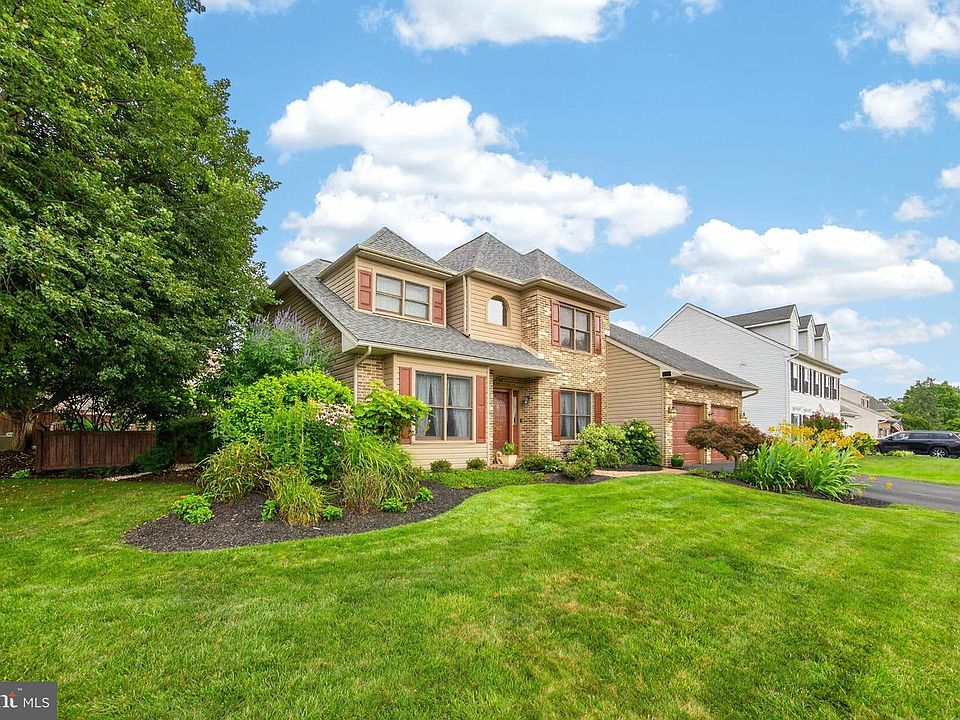 1st image of 163 Stine Dr