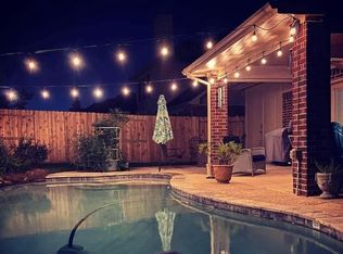 18042 Oakridge Canyon Ln, Richmond, TX 77407