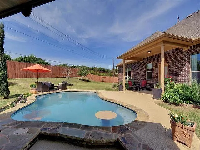7924 Tusman Dr — Photo 6