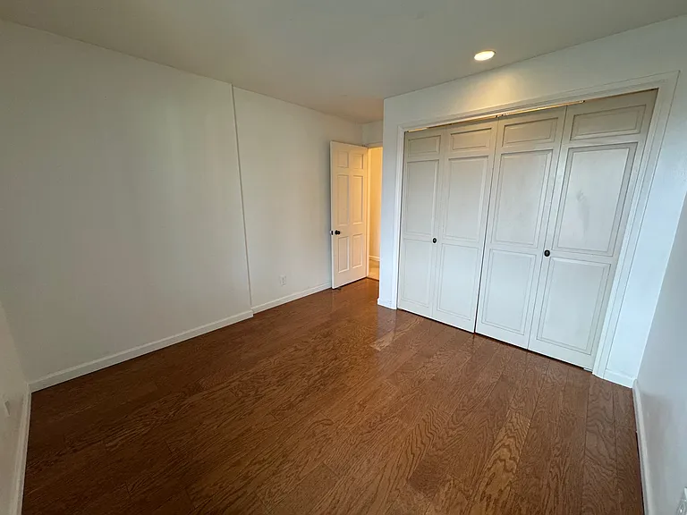 2330 43rd Ave E #1 — Photo 37