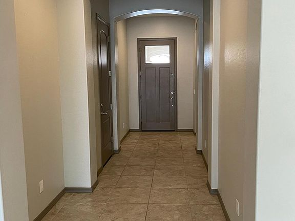 5th image of 1071 W Beech Tree Ave