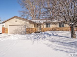836 Coachman Dr, Idaho Falls, ID 83402