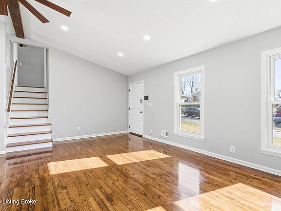 5th image of 8007 Cloverport Ct