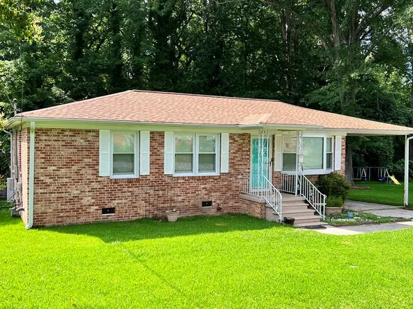 104 Fred St, Clinton, SC 29325