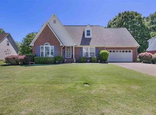 42 Valleyfield Cv, Jackson, TN 38305