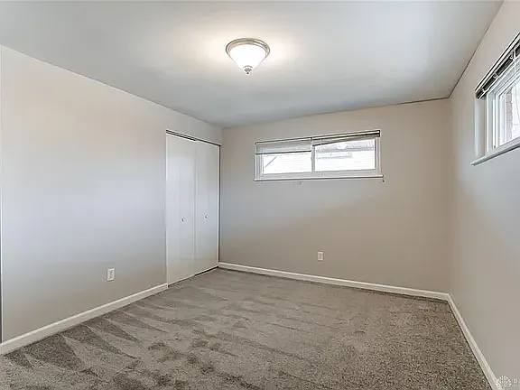 5543 Barnard Dr — Photo 24