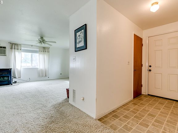 3rd image of 33641 E River Dr