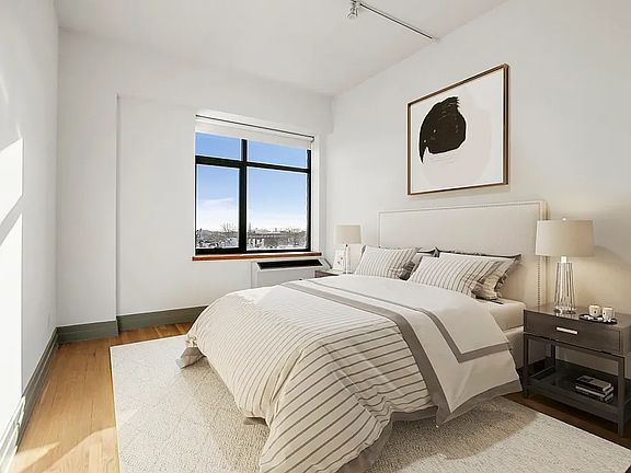 3rd image of 125 Court St APT 3SL