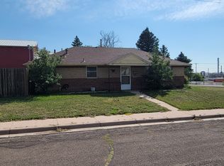 803 Crook Ave, Cheyenne, WY 82001