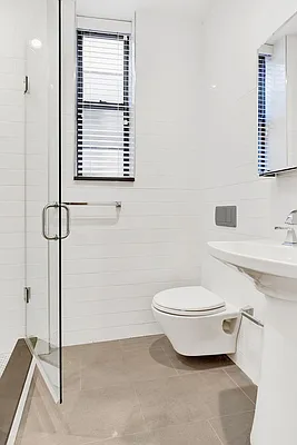 Rented by Cooper & Cooper Real Estate | media 30