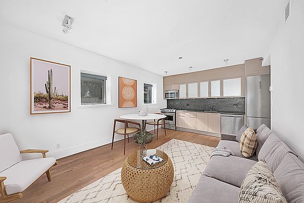 1st image of 120 Greenwich St #3