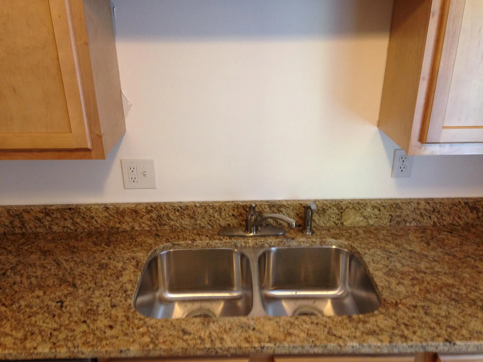 1 bed, 750 sqft, $1,055 — Photo 4