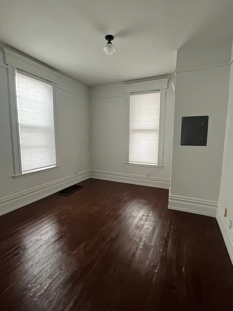 716 W Quartz — Photo 4