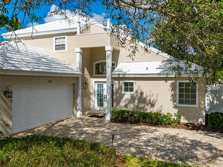 1300 Silverstrand Dr — Photo 35
